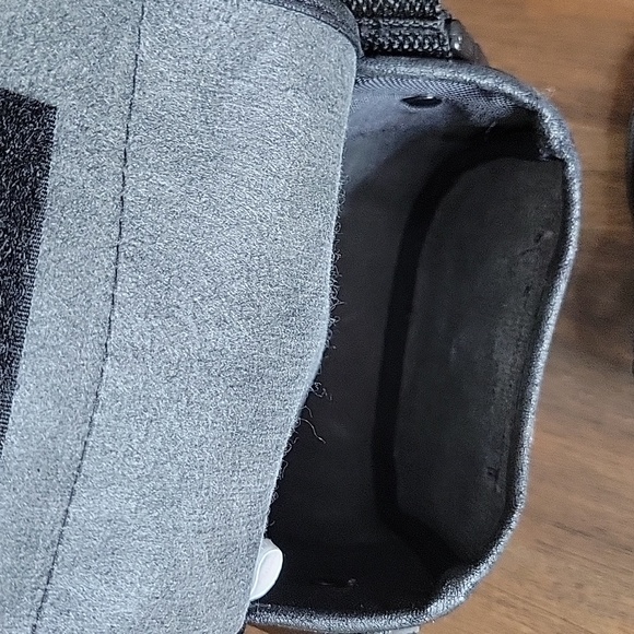 Simmons Spectrum Compact Binoculars with Case Model 99730 - Picture 7 of 8